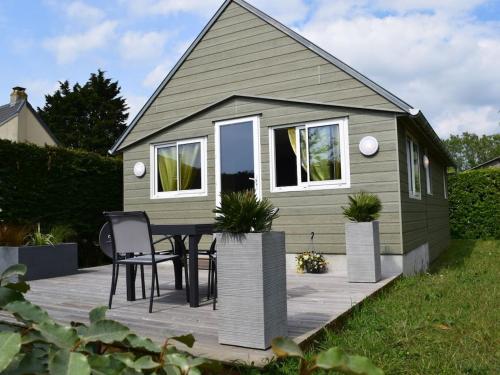 Photo de la galerie de l'établissement 1 bedroom cabin, à Bretteville-sur-Ay