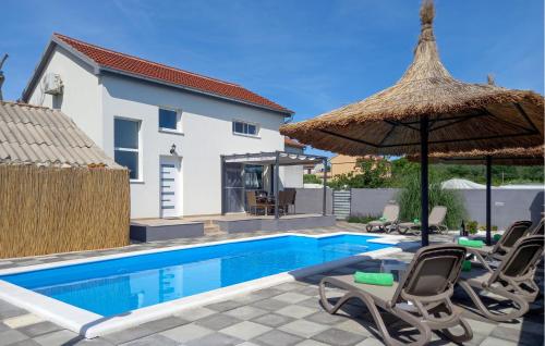 Cozy Home In Rastane Donje With Wifi