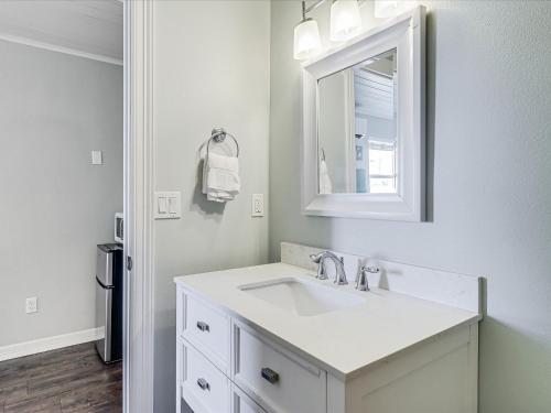 Koupelna v ubytování Oak Cottages 1