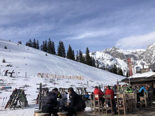 Gallery image of Apartment Alpendorf near Ski Slopes, cleaning included in Alpendorf