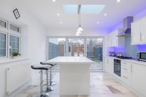 Köök või kööginurk majutusasutuses Boardlands House 3 Bed home