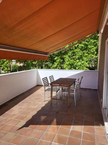 Μπαλκόνι ή βεράντα στο Apartamentos GO Covaresa Parking Bajo disponibilidad- Zona libre de bajas emisiones