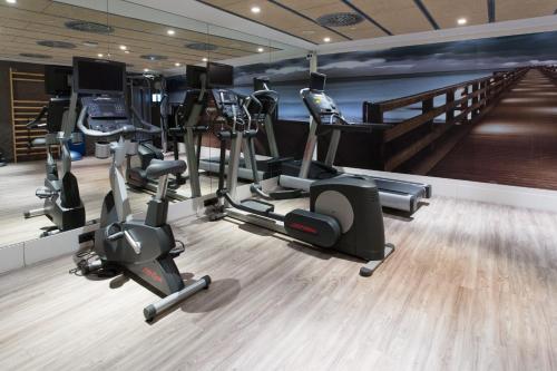 Fitness centrum a/nebo fitness zařízení v ubytování Catalonia Avinyo