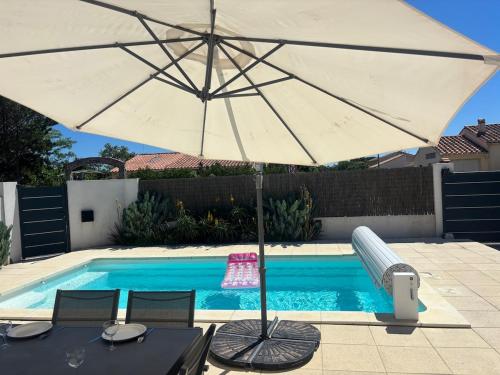 Villa contemporaine à 2 pas de la mer avec piscine privée