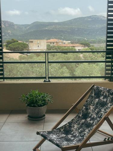 Appartement moderne 3 chambres spacieuses sur le port de Porto-Vecchio avec vue