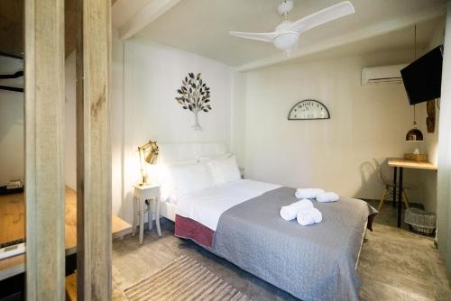 Galeriebild der Unterkunft Pefkon Suites in Afytos