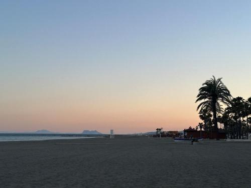 2 Bed Apartment Estepona Centre next to the Beach!
