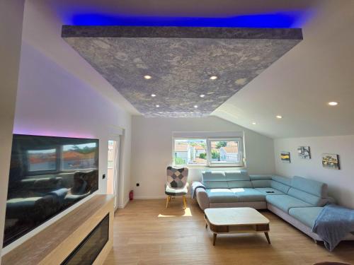 Sky Cube