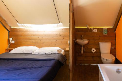 Postel nebo postele na pokoji v ubytování Camping Rose