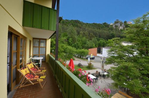 Nespecifikovaný výhled na hory nebo výhled na hory při pohledu z hotelu