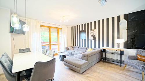 Apartamenty EverySky - Komuny Paryskiej