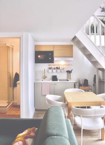 Design loft-style apartment