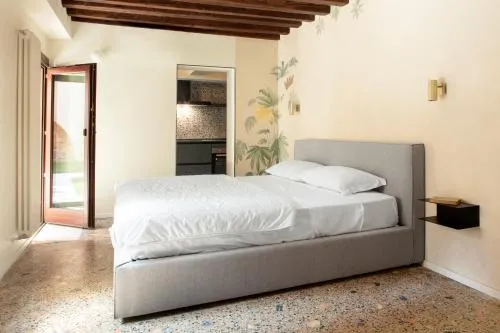 QN Apartments photo 3