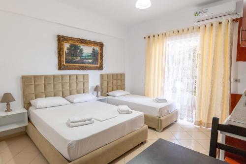 Gallery image of Eleni Guest House in Sarandë