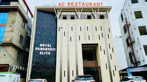 Fotografie z fotogalerie ubytování Panchavati Elite v destinaci Godarpura