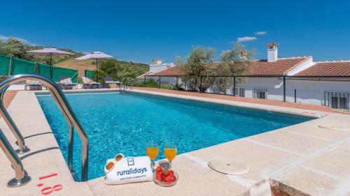 Casa Brenda Donald Antequera by Ruralidays