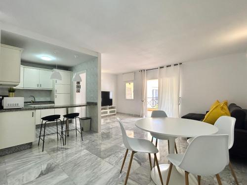 2 Bedroom Apartment In Los Cristianos K210