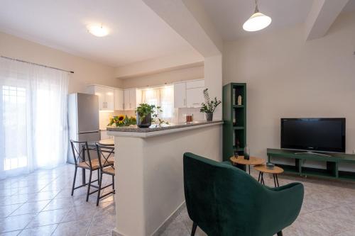 Μια τηλεόραση ή/και κέντρο ψυχαγωγίας στο Klio House