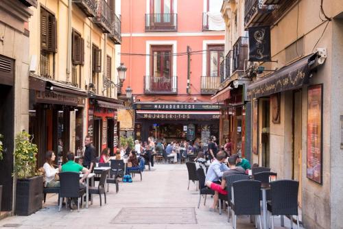 Apartamentos EconoStay Sol