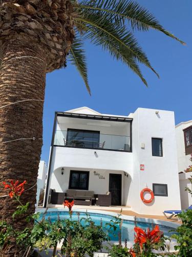 Palm villa