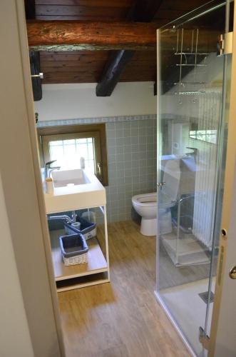 Ένα μπάνιο στο agriturismo Cà Roer