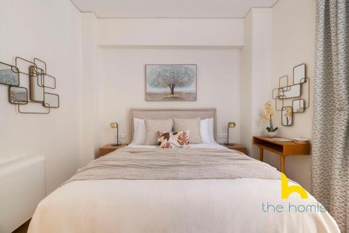 Radiant 3BR in Pireas Near Marina Zeas and Metro