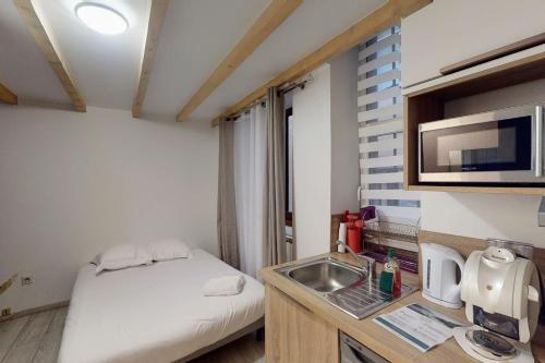 Le Veyrier - Small studio for 2 people in the heart of the old town