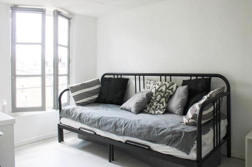 Beautiful studio for 2 in Versailles