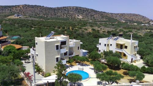 Paralia Apts Stavros