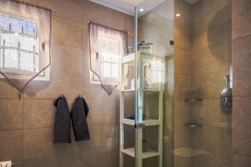 Ένα μπάνιο στο Villa la Vigerie Luxury Sea View