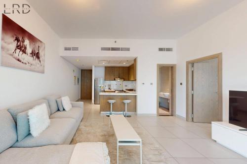 Brand New & Modern 1BR Apartment