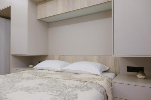 Viorelia's Home