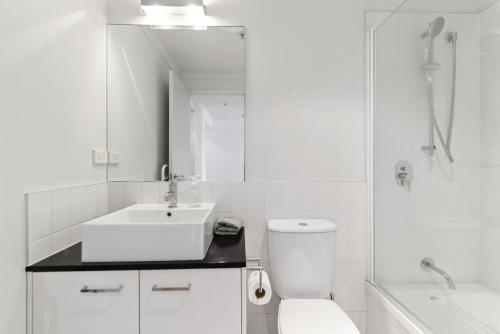 Ένα μπάνιο στο Uptown The Mount at Algarve Apartments