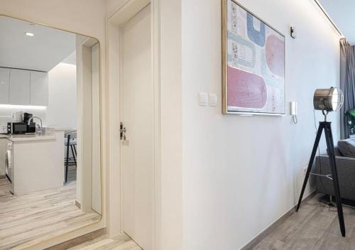 Waterfront 1BR - Canal View - Fully Furnished