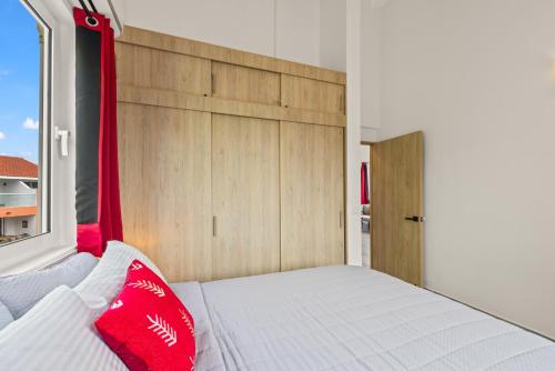 Postel nebo postele na pokoji v ubytování Punta Azul Ocean Resort 10B