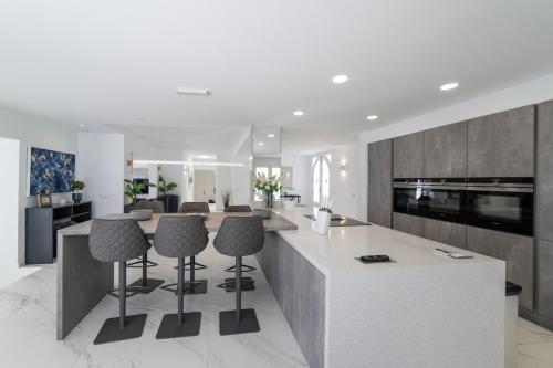Casa Leon, Exceptional 6 bed