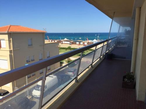 Appartement sur la plage pour 4 personnes avec parking - FR-1-837-5