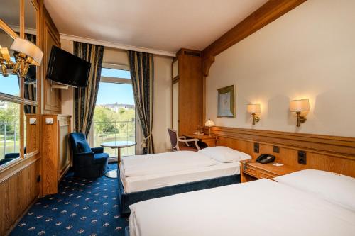 Postel nebo postele na pokoji v ubytování Ringhotel Seehof
