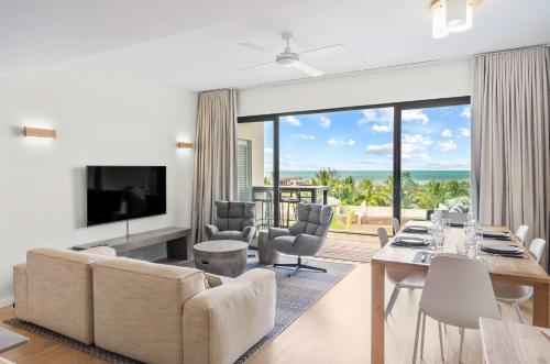 Azuri by Sealodge - Amazing Seaview Apartment