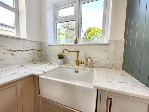 Φωτογραφία από το άλμπουμ του Stylish 3-Bedroom House with big Garden & Parking σε Kidlington