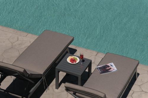 Gallery image of Louvre Sidari Suite in Peroulades