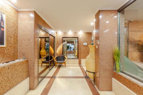 Bilik mandi di BreezHouse MAMAD Jonah Beach Duplex Penthouse