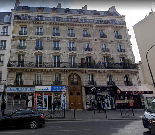 Haussmannian elegance close to Montmartre