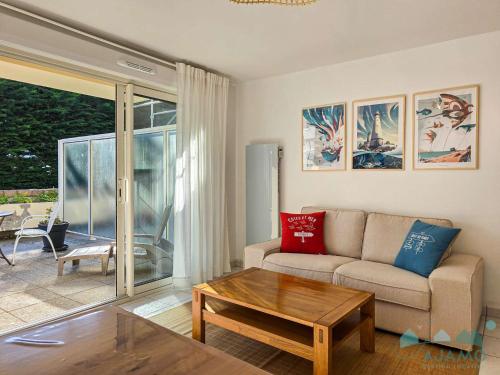 Photo de la galerie de l'établissement 532- Charmant T2, à deux pas de la plage, à Erquy