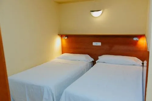 Aparthotel Bertrán photo 7