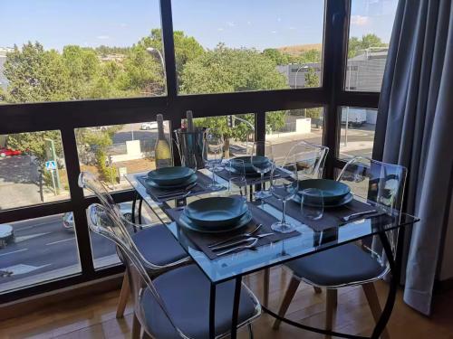 En balkon eller terrasse på Suite Aeropuerto Madrid Wanda 449