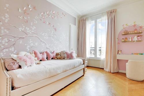 Elegant Apt 2BDR Arc de Triomphe Champs-Élysées