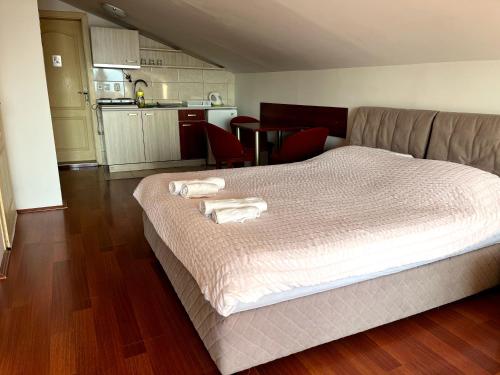 Dapur atau dapur kecil di Apartments Smakoski