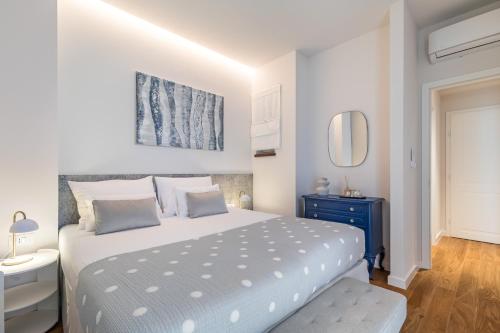 Seaway Apartment Balcony & Sea View