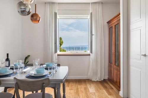 Seaway Apartment Balcony & Sea View